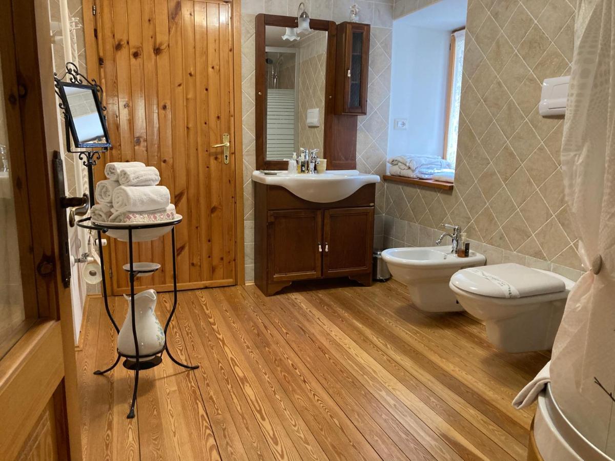 B&B Maison Vallomy Lillianes Exteriör bild